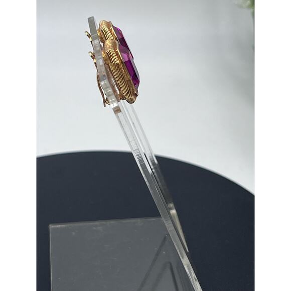 Swarovski Swan Small Signed Fuchsia Pink Crystal Rectangular Clip on Earrings - Picture 7 of 16